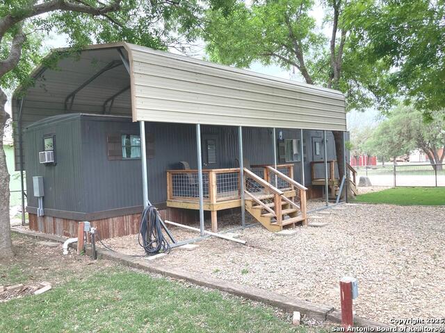 Listing photo id 5 for 155 Paloma Dr.