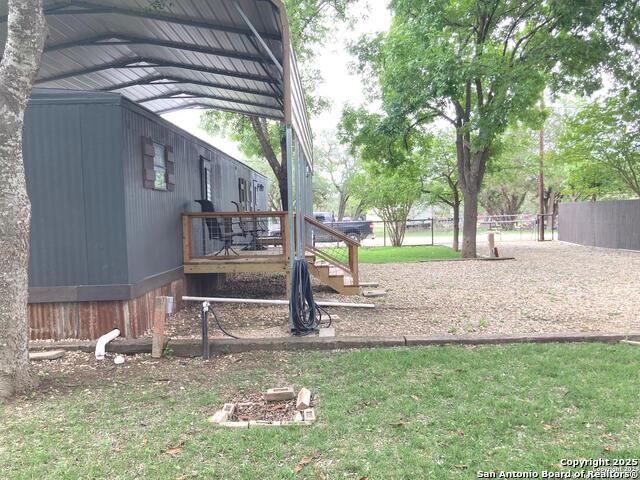Listing photo id 6 for 155 Paloma Dr.