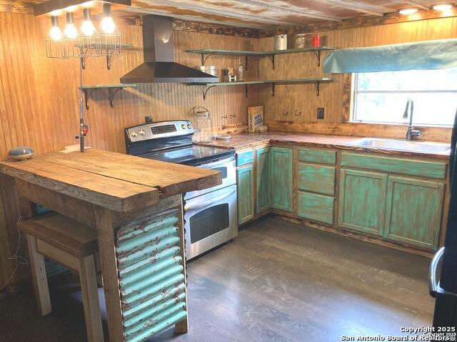 Listing photo id 7 for 155 Paloma Dr.