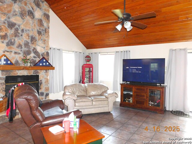 Image 12 of 36 For 525 Cherry Ridge