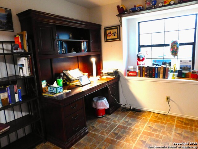Image 16 of 36 For 525 Cherry Ridge