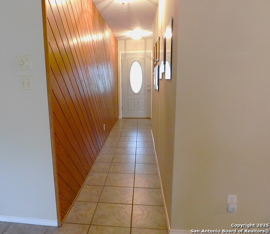 Image 5 of 36 For 525 Cherry Ridge