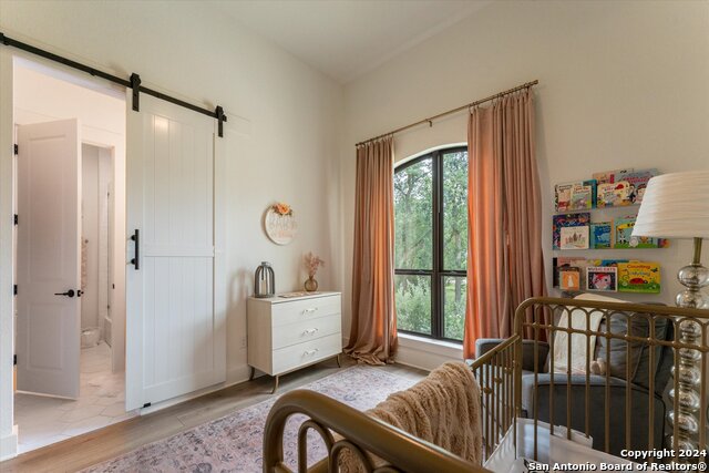 Image 18 of 29 For 435 Arthur Court