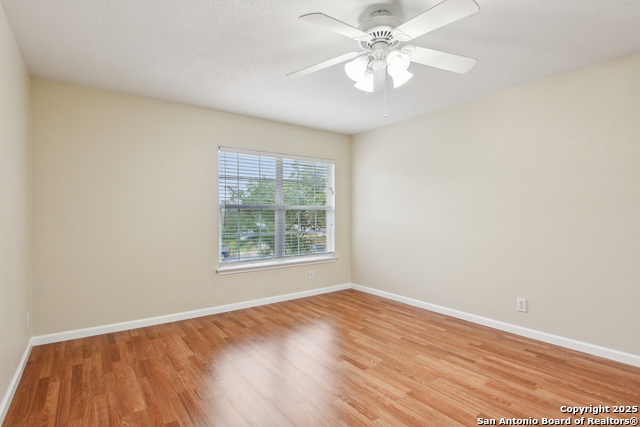 Image 32 of 50 For 2210 Stanton Oaks