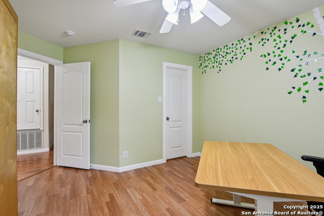 Image 36 of 50 For 2210 Stanton Oaks