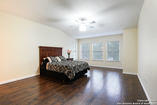 Image 41 of 50 For 2210 Stanton Oaks