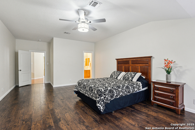 Image 43 of 50 For 2210 Stanton Oaks