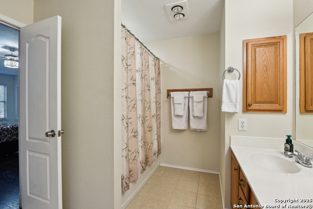 Image 46 of 50 For 2210 Stanton Oaks