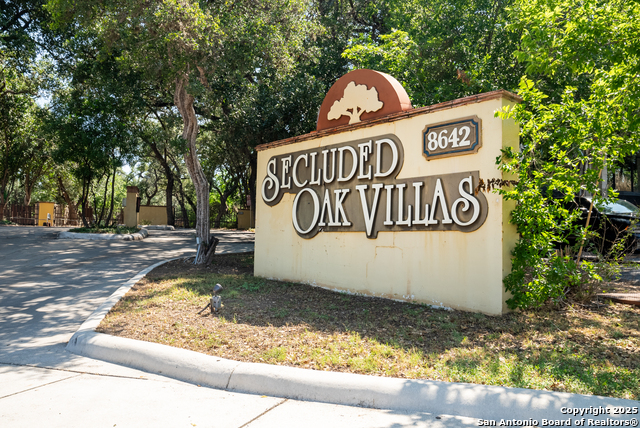 Image 12 of 14 For 8642 Fredericksburg  309