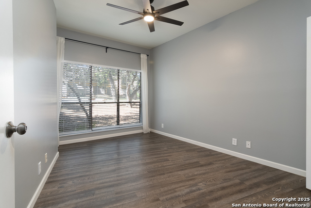 Image 9 of 14 For 8642 Fredericksburg  309