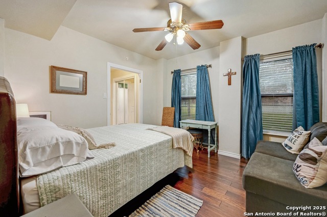 Listing photo id 14 for 1303 Canyon Edge