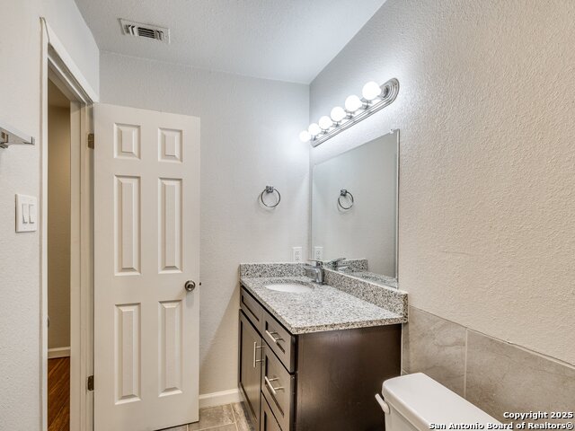 Image 16 of 48 For 100 Lorenz Rd  1501