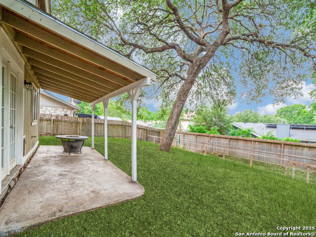 Listing photo id 20 for 5123 Timber Trace