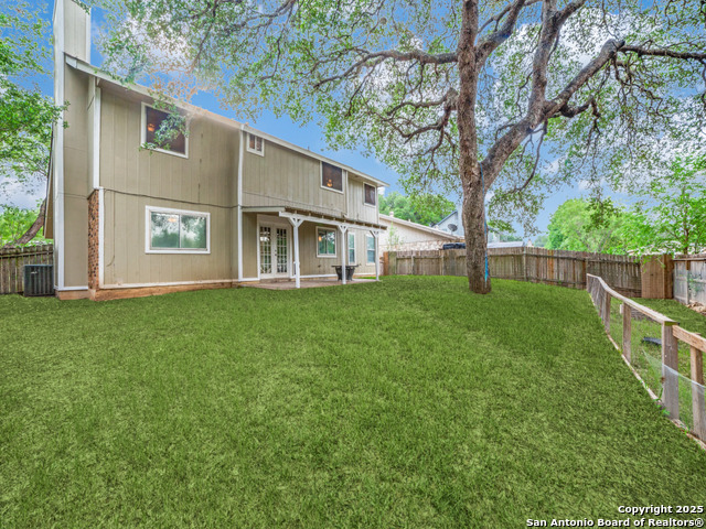 Listing photo id 23 for 5123 Timber Trace
