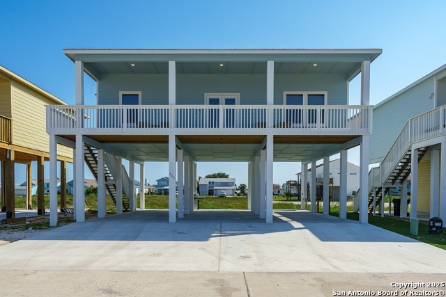 Details for 203 Paradise Dr, Rockport, TX 78382