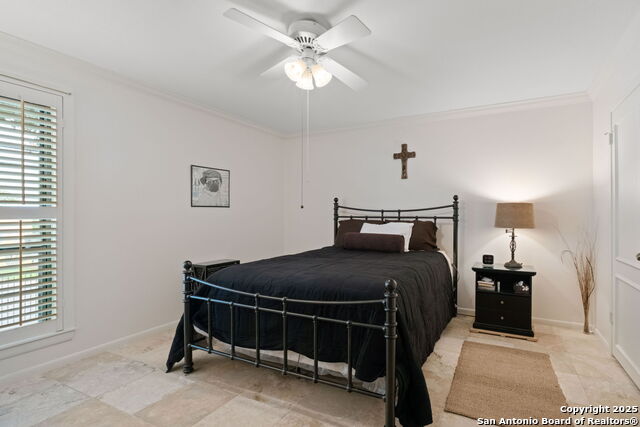 Image 14 of 19 For 7926 Broadway  601