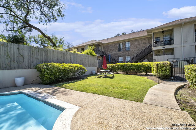 Image 19 of 19 For 7926 Broadway  601