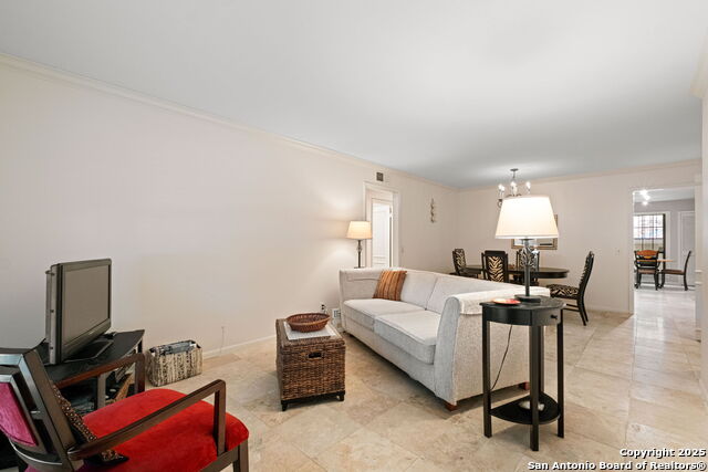 Image 2 of 19 For 7926 Broadway  601