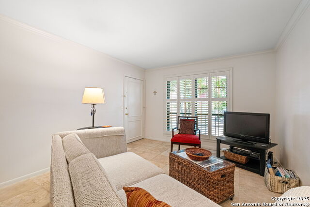 Image 6 of 19 For 7926 Broadway  601