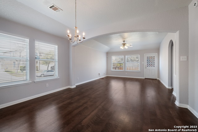 Image 11 of 28 For 902 Siena View