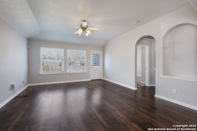 Image 14 of 28 For 902 Siena View