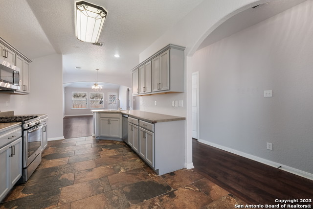 Image 5 of 28 For 902 Siena View