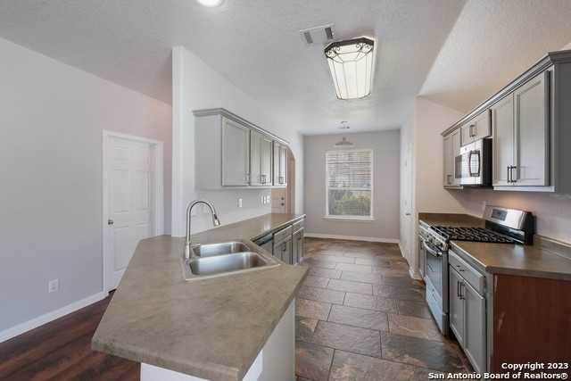 Image 9 of 28 For 902 Siena View