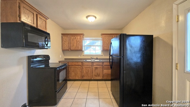 Listing photo id 7 for 1758 Amanda