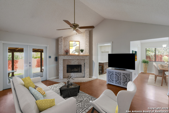 Image 10 of 25 For 5927 Spring Crossing