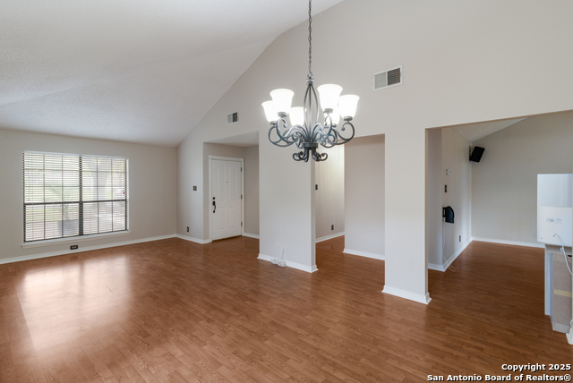 Image 5 of 25 For 5927 Spring Crossing