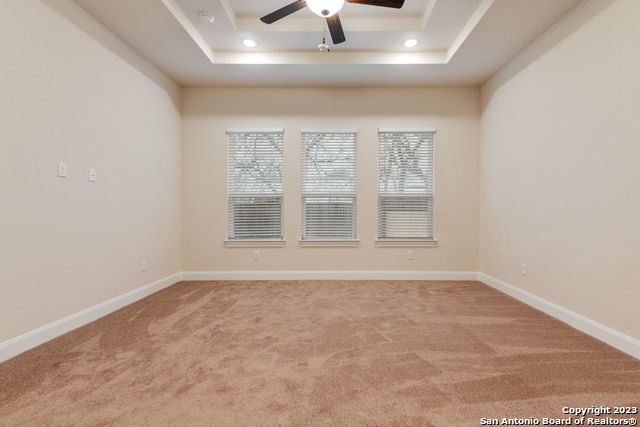 Image 11 of 22 For 514 Carriage House