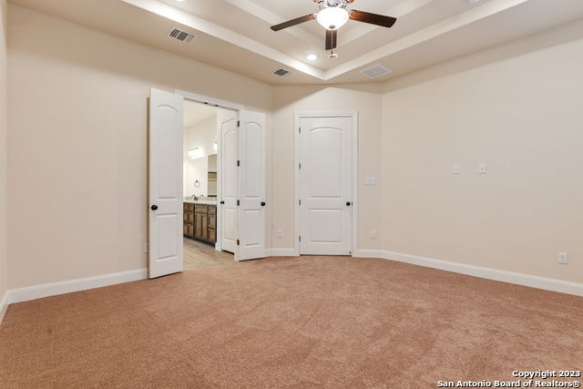 Image 12 of 22 For 514 Carriage House
