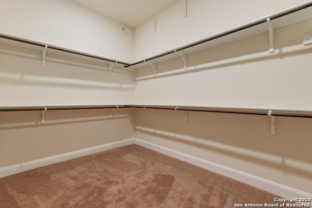 Image 16 of 22 For 514 Carriage House