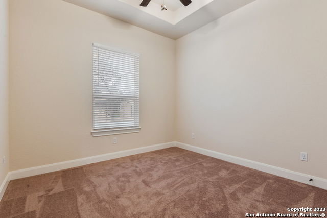 Image 17 of 22 For 514 Carriage House