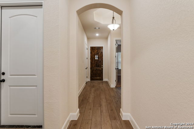 Image 6 of 22 For 514 Carriage House