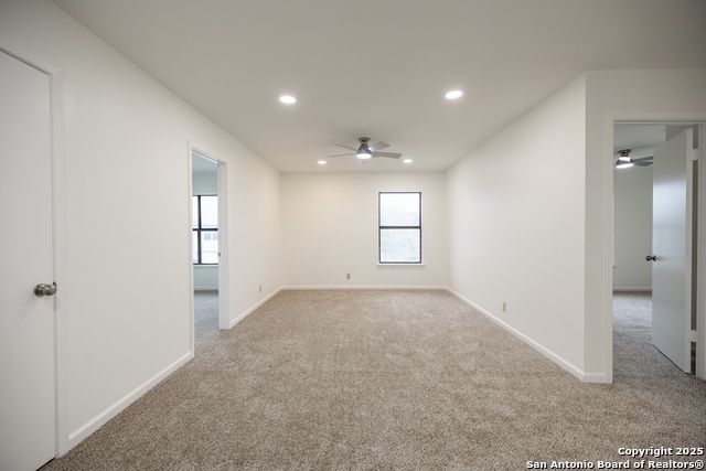 Image 12 of 18 For 6631 Meadow Dawn Dr