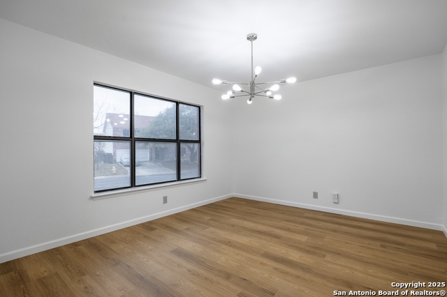 Image 8 of 18 For 6631 Meadow Dawn Dr