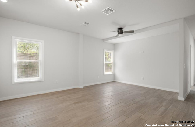 Image 4 of 11 For 922 Dawson  