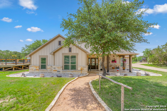 Details for 1446 Big Draw Dr, Junction, TX 76849