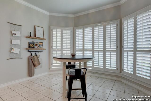 Listing photo id 12 for 27 Sherborne Wood