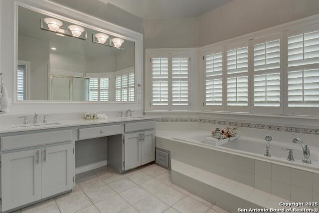 Listing photo id 21 for 27 Sherborne Wood
