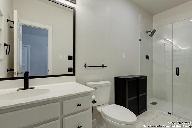 Listing photo id 27 for 27 Sherborne Wood