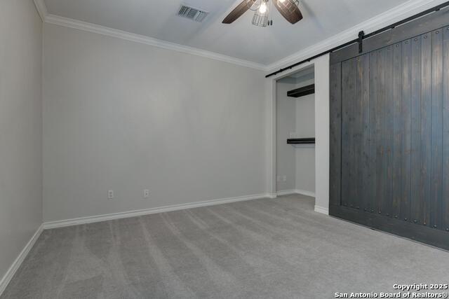 Listing photo id 31 for 27 Sherborne Wood