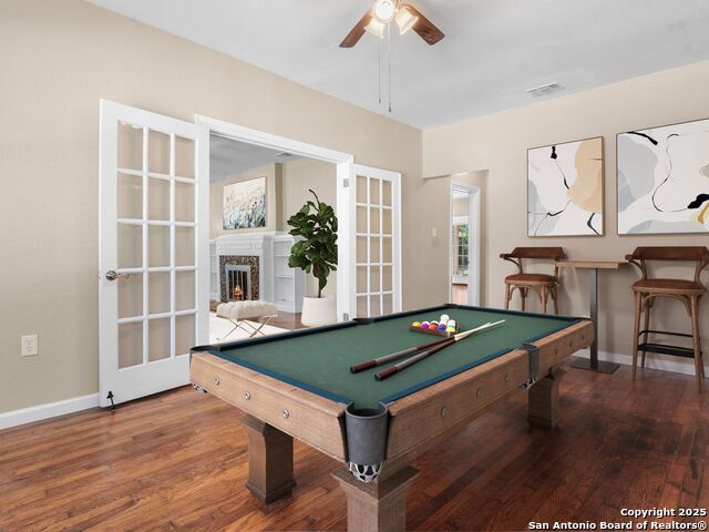 Listing photo id 14 for 928 Huisache W