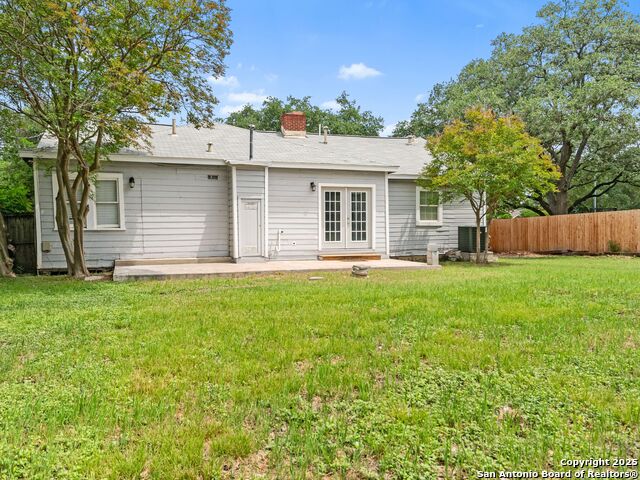 Listing photo id 29 for 928 Huisache W