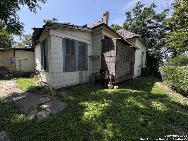 Listing photo id 0 for 104 Harlan E