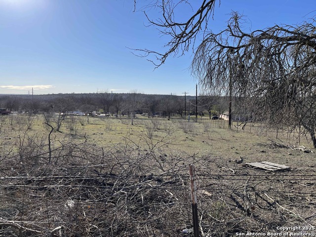 Listing photo id 10 for 2625 Grosenbacher