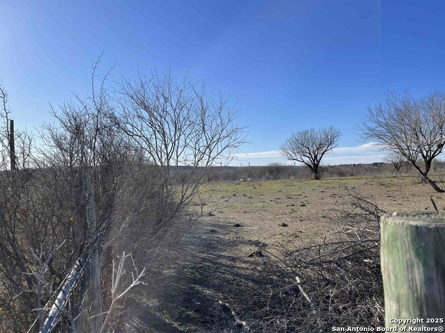 Listing photo id 1 for 2625 Grosenbacher