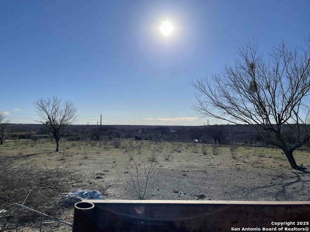 Listing photo id 3 for 2625 Grosenbacher