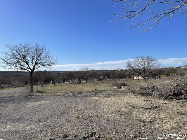 Listing photo id 6 for 2625 Grosenbacher